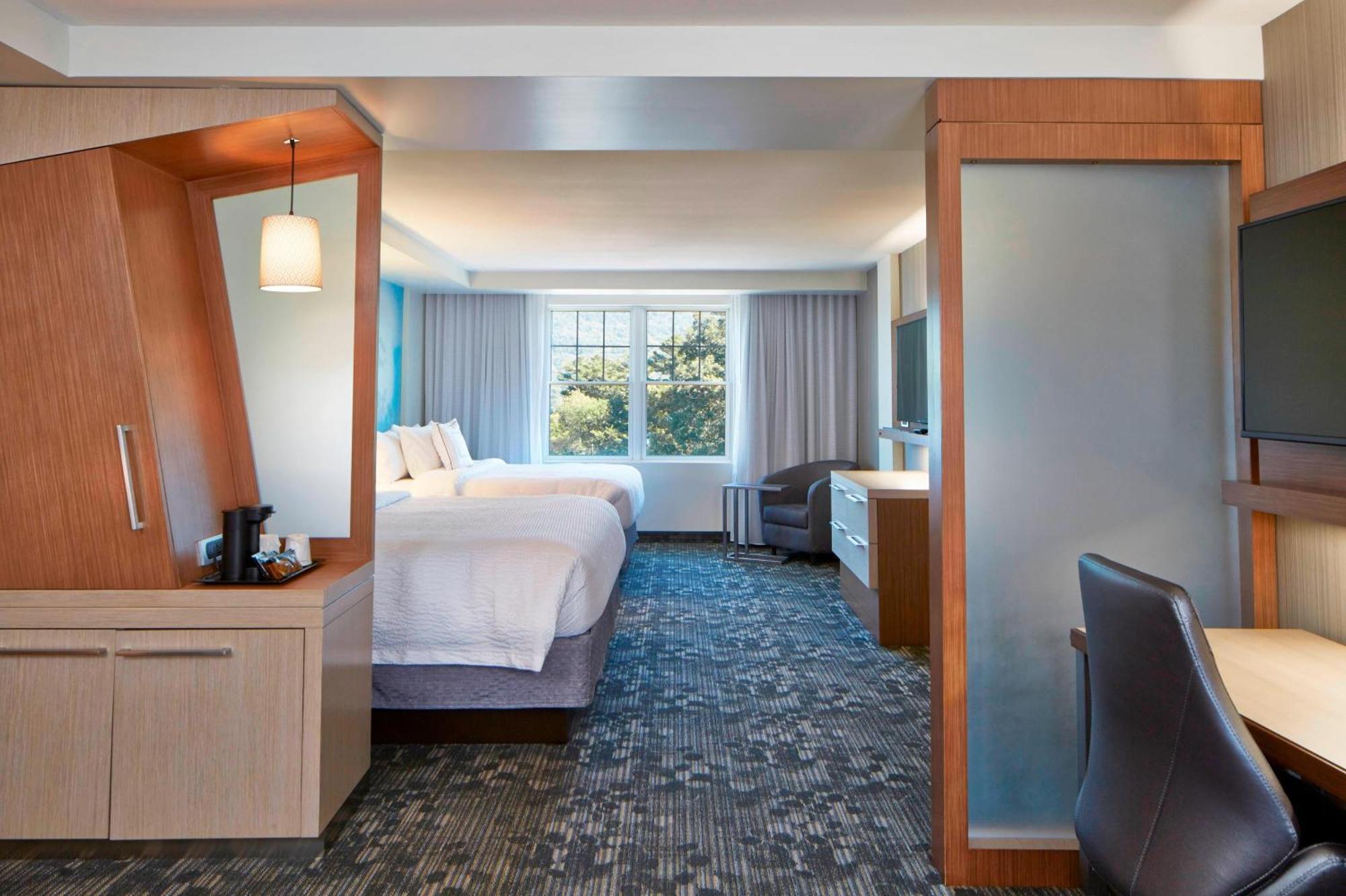 Courtyard By Marriott Lake George Esterno foto