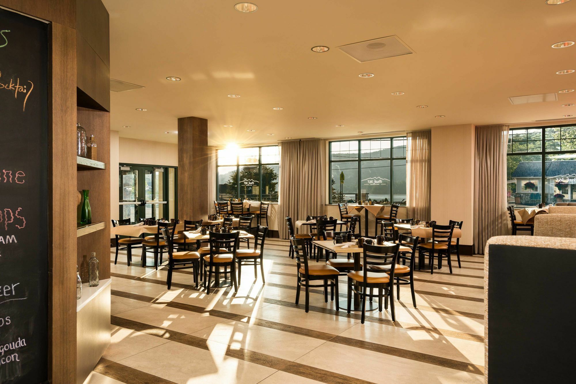 Courtyard By Marriott Lake George Esterno foto