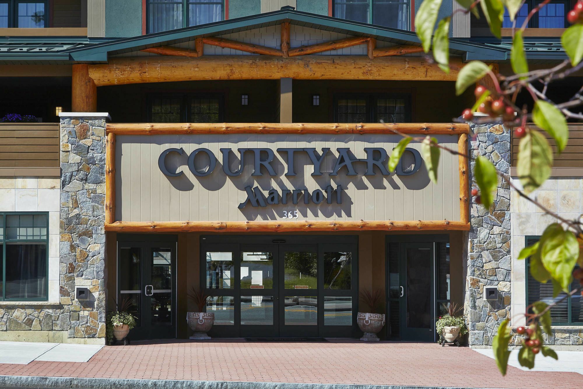 Courtyard By Marriott Lake George Esterno foto